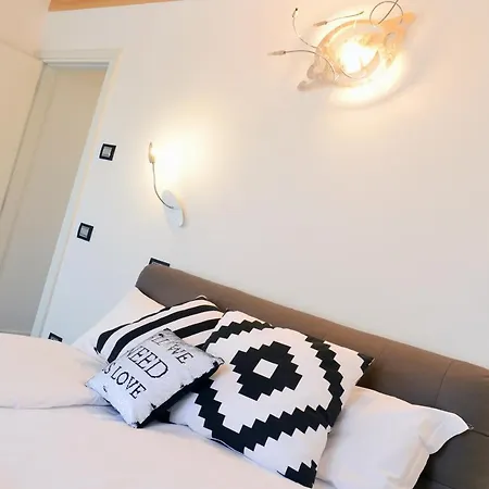 Ca Ivano Bed & Breakfast Torri Del Benaco